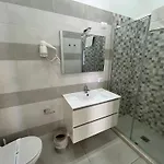 بيت ضيافة Enjoy نابولي