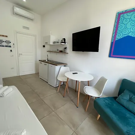 Enjoy 3* נאפולי